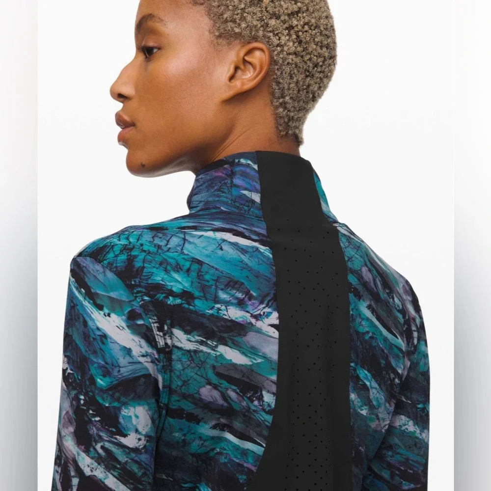 💙 Lululemon New Route 1/2 Zip 💙